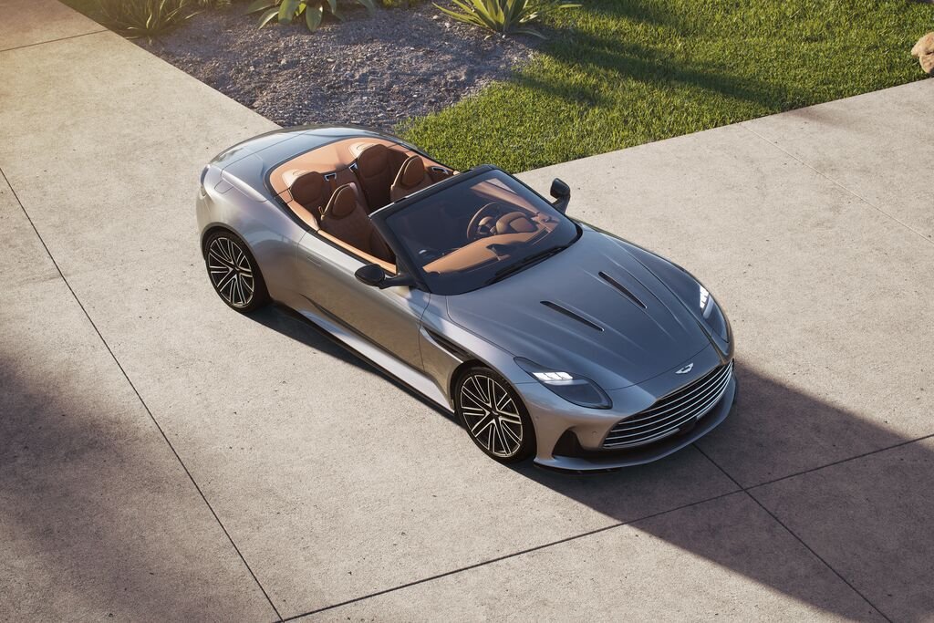 Aston Martin DB12 S Volante